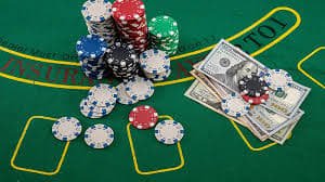 jilli77 Casino live dealer table displayed on a mobile phone screen
